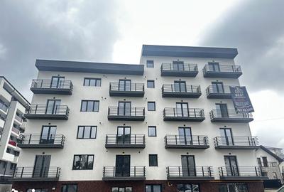 Apartament cu 3 camere decomandat în Socola - 12