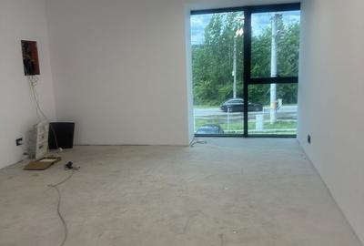 Spațiu comercial, de 123 mp, în Central - 3