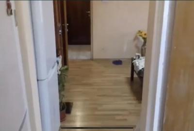 Piata Resita, Grand Arena bl.1978,reabilitat,et.1/4,Liber - 2