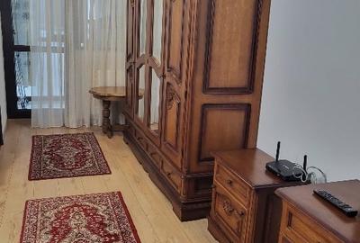 Garsonieră decomandată, mobilată în Central - 3