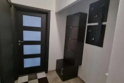 Apartament cu 2 camere semidecomandat în Podu Roș - 2