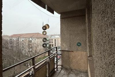 Apartament cu 2 camere - Decebal - Decomandat - etajul 5 - 1