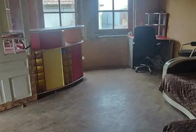 Casa de vanzare! - 2