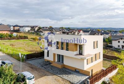 Casa in Valea Lupului,locuinta sau sediu, 303 mp, teren 450mp - 1