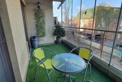 Apartament cu 3 camere semidecomandat în Unirii - 1