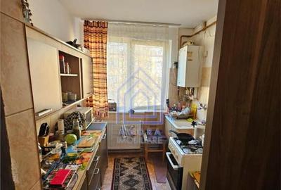 Apartament central, langa Scoala Generala nr. 1 si Colegiul - 5