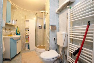 Casă cu 5 camere cu Canalizare în Tei - 1