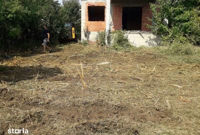 Casă cu 4 camere cu Teren 500 Mp în Frumoasa