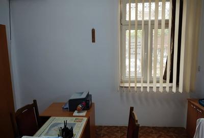 Spațiu comercial, de 15 mp, în Central - 1