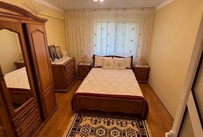 Apartament 4 camere - liber - 2 bai - Mall Family Market