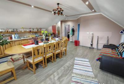 Casă cu 7 camere cu Teren 627 Mp în Jucu - 17