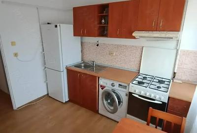 Inchiriez Apartament cu o camera Complexul Studentesc - 3