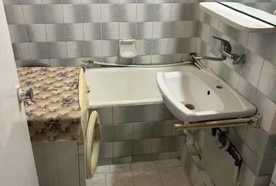 Garsonieră decomandată în Micălaca