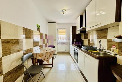 Apartament cu 3 camere decomandat, mobilat în Ștrand - 2