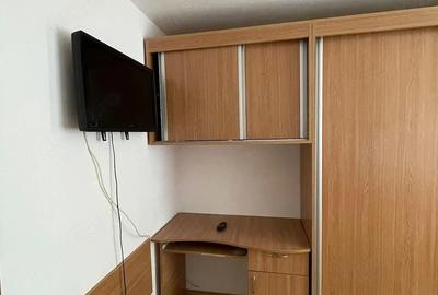 Apartament cu 3 camere semidecomandat în Vest - 2