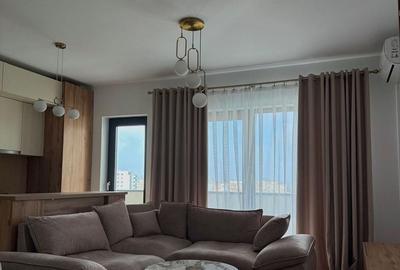 Apartament cu 2 camere semidecomandat, mobilat în 13 Septembrie
