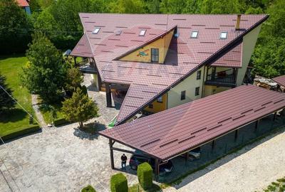 Hotel/Pensiune, de 500 mp, în Moieciu - 1