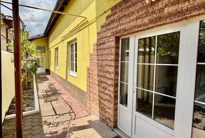 Casa individuala - zona Calea Dumbravii - 2 intrari separate - 7