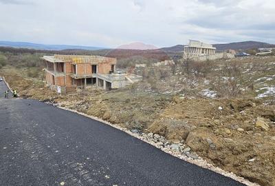 Teren Construcții intravilan de 1000 mp, în Sălicea