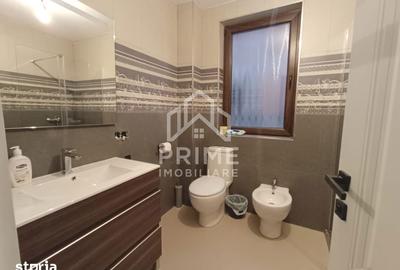 Casă cu 5 camere cu Teren 300 Mp în Central - 10