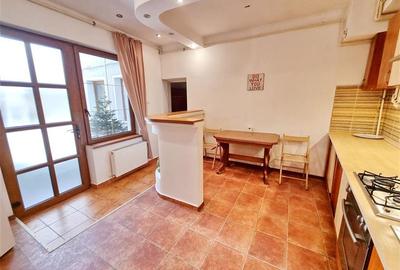 Garsonieră decomandată, mobilată în Centrul Istoric - 14