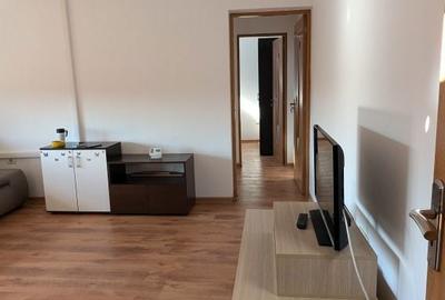 Apartament cu 3 camere semidecomandat în Girocului - 5
