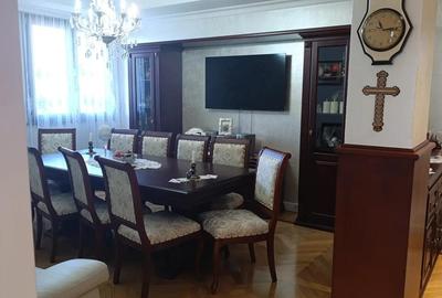 Casa situata in Tg Neam?