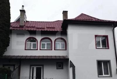 Casă cu Teren 609 Mp în Central - 8