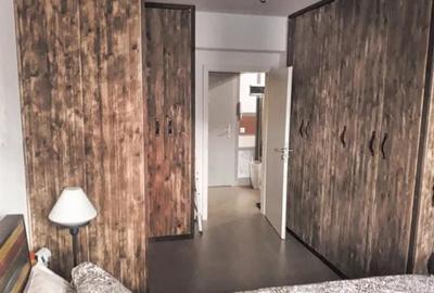 Apartament cu 2 camere, decomandat - zona Tractorul - 2