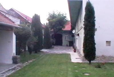 Casă cu 7 camere cu Teren 1500 Mp în Cristian - 5