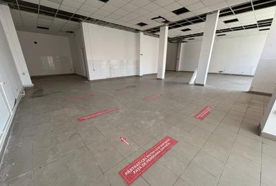 Spa?iu comercial *Bumbe?ti Jiu, str. Grigore Alexandru Ghi - 3
