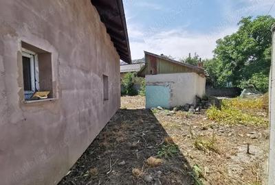 Casă cu 4 camere în Târgu Trotuș - 5