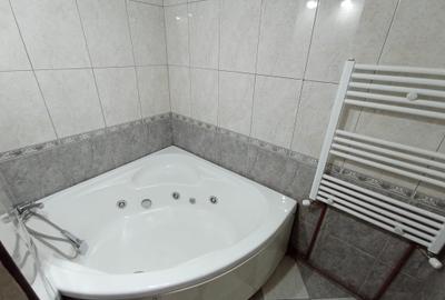 Apartament cu 3 camere semidecomandat în Podu Roș - 11