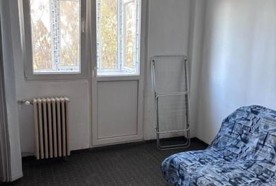 Apartament cu 2 camere decomandat în Berceni