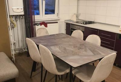 Apartament cu 4 camere decomandat în Rovine - 2