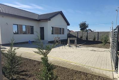 Casa individuala - personalizare interioara - toate utilitatile - 3