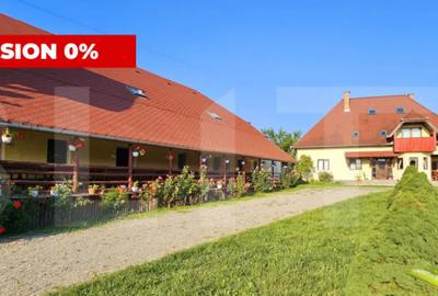 Casă cu 16 camere cu Teren 1663 Mp în Bicfalău - 2