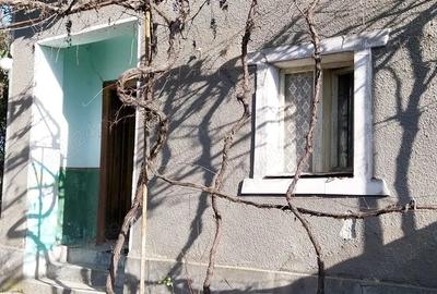 Casă cu 2 camere cu Teren 1500 Mp în Căpâlna - 2