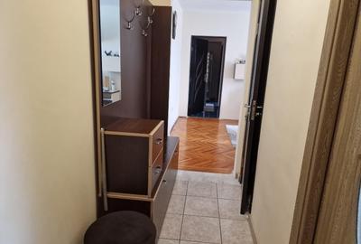 Vând apartament 3 camere - 3