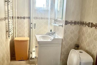 De vanzare Apartament 4 camere, ULTRACENTRAL,Piata Victoriei, sector 1 - 8