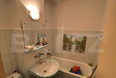 Garsoniera de 30 mp, etajul 1, langa pensiunea Benny Garsoniera de 30 mp, etajul 1, langa pensiunea Benny - 2