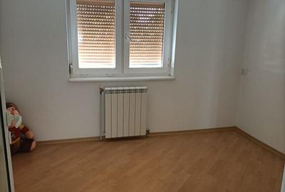Apartament cu 4 camere decomandat în Central - 3