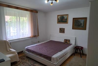 Garsonieră decomandată în Tractorul