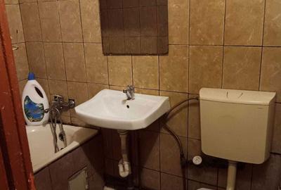 Garsonieră decomandată în Central - 1