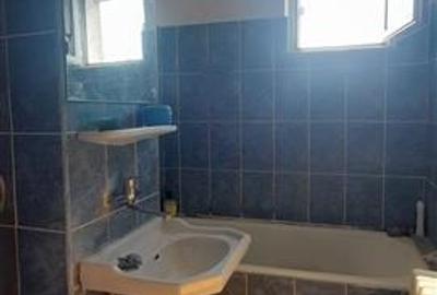 Vanzare apartament 3 camere zona Malu Rosu - 7