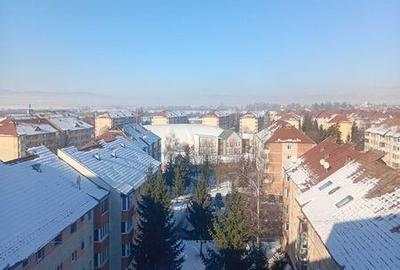 Apartament cu 4 camere în Central - 2