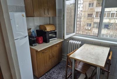 Garsonieră decomandată în Militari - 2