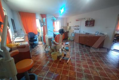 Spațiu comercial, de 70 mp, în Central - 10