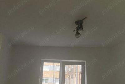 Apartament cu 3 camere semidecomandat în Central - 3