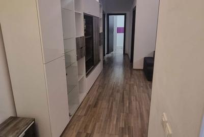 Apartament cu 3 camere semidecomandat în Roșu - 3